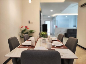 Queensway2 Homestay, 4 Rooms 10pax